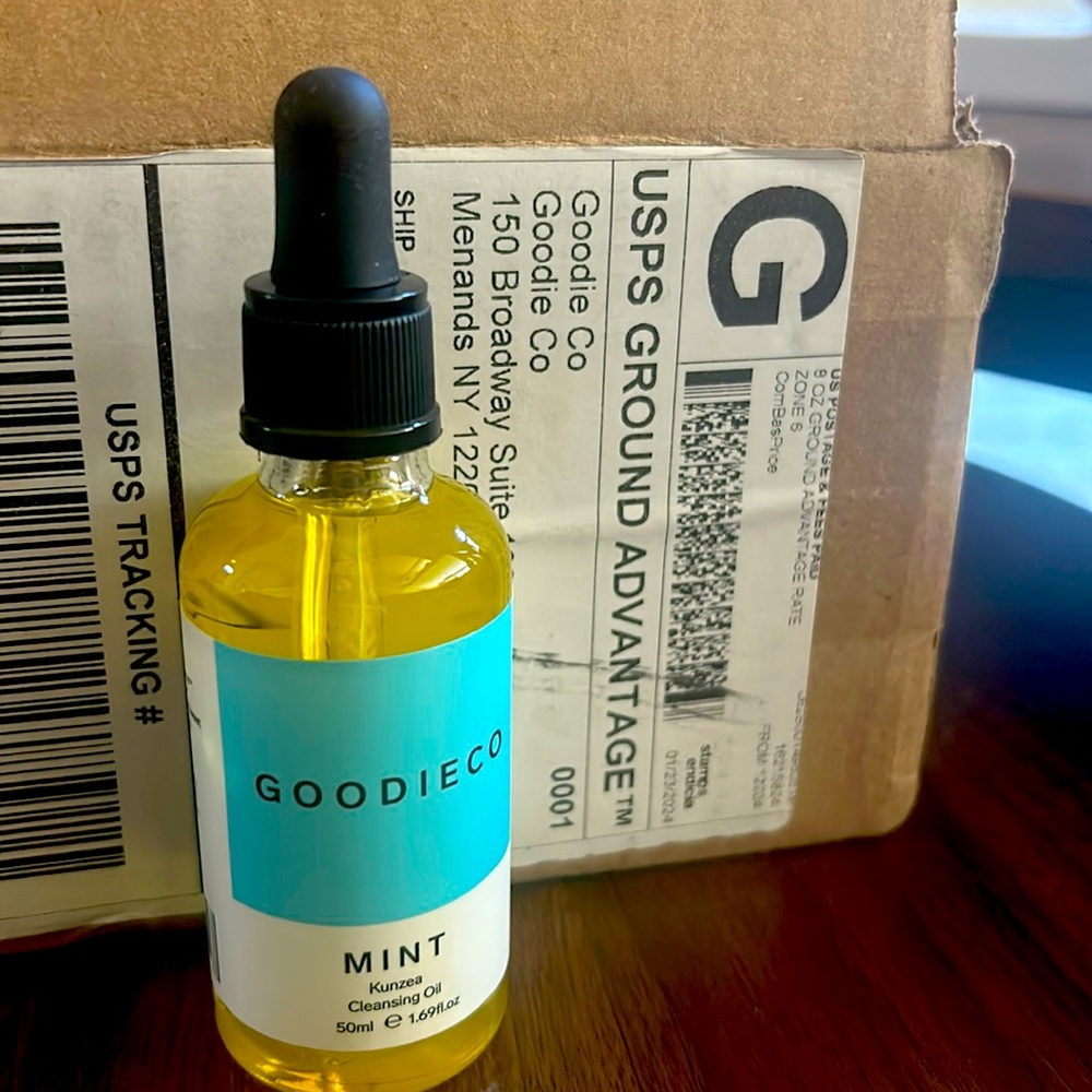 Brand New GoodieCo Mint Cleansing Oil